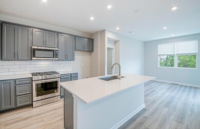 4 Kitchen