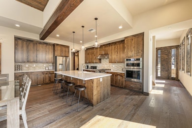 10113 Corrie Ct, Truckee, CA 96161 - photo 3