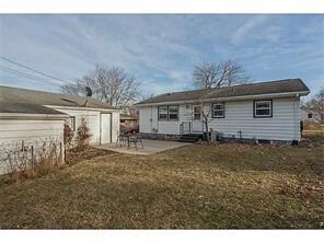 2838 Sue Ln NW, Cedar Rapids, IA 52405 - photo 2