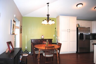 1225 Lamboll Ave, Jacksonville, FL 32205 - photo 6