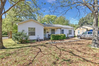 2383 Juanita Dr, Denison, TX 75020 - photo 2