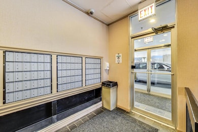 Towers of Triumvera unit 14D, Glenview, IL 60025 - photo 7