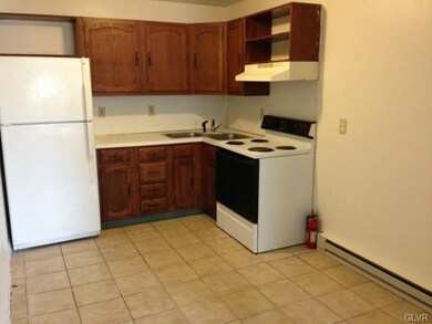 5324 5th St unit E, Whitehall, PA 18052 - photo 3