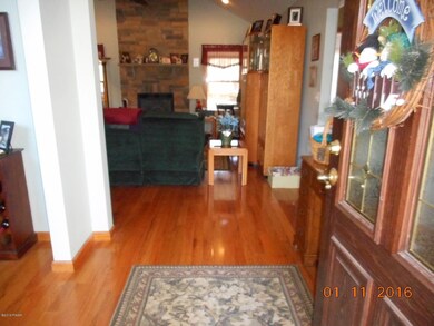 105 Sawkill Dr, Milford, PA 18337 - photo 2