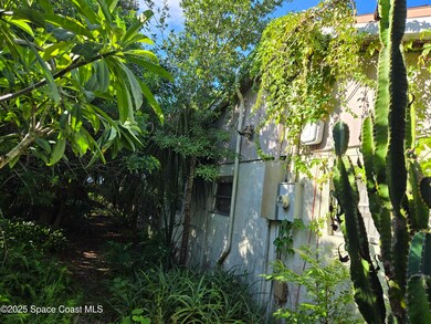 1035 Sea Grape Dr, Melbourne, FL 32935 - photo 4