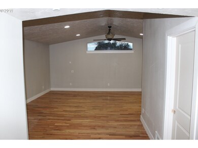 Bathroom, Attached