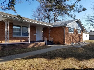 2 - Front Porch