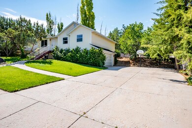 2261 Sunnyside-12