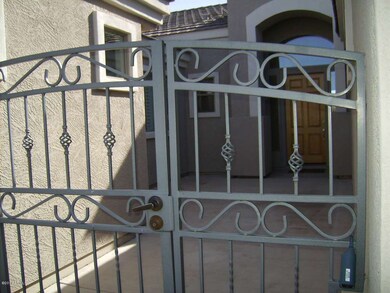 Courtyard gate for privacy