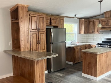 221 Avenue M, Huntsville, TX 77320 - photo 5