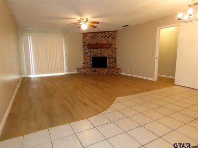 4404 Edinburgh Dr, Tyler, TX 75703 - photo 4