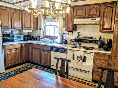 9 Euclid Ave, Maynard, MA 01754 - photo 4