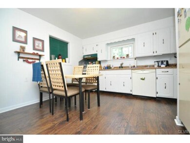 945 E Montgomery St, Allentown, PA 18103 - photo 7