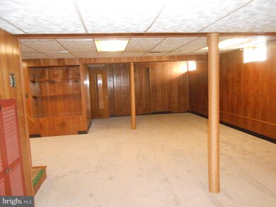 3310 Delpha Ct, Parkville, MD 21234 - photo 5