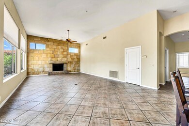 8196 E Sunnyside Dr-5