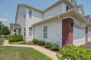 381 Chesapeake Ln, Oswego, IL 60543 - photo 2