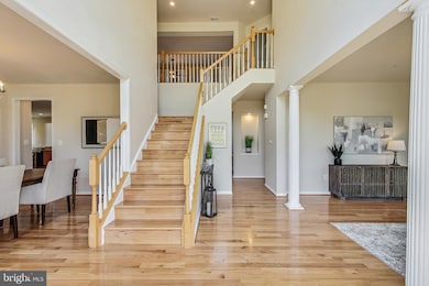 1810 Orchard Hill Dr, Fort Washington, MD 20744 - photo 2