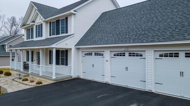 122 Brookview Dr, Hooksett, NH 03106 - photo 2