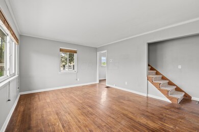 Living Room 01_1239 Carbone Dr