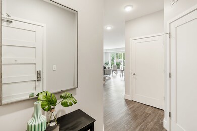 101 W Liberty St unit 102, Barrington, IL 60010 - photo 6