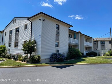 31 Wharfside Dr, Monmouth Beach, NJ 07750 - photo 2