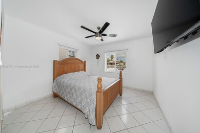 359 E 19th St, Hialeah, FL 33010 - photo 3