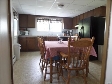 3008 N 3rd St, Whitehall, PA 18052 - photo 7
