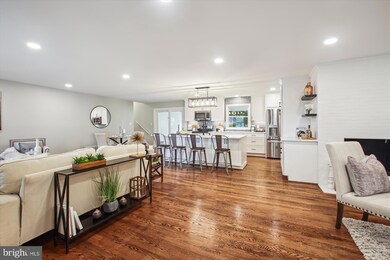 100 Lake View Dr, Annapolis, MD 21403 - photo 6