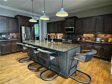 811 Park Manor Dr SE, Smyrna, GA 30082 - photo 2