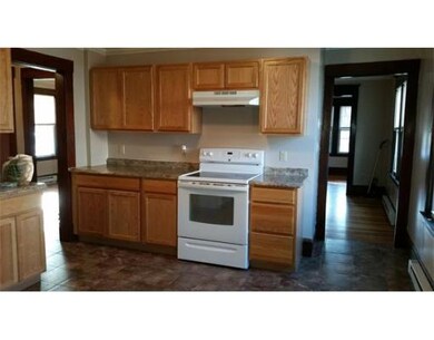 147 Nonotuck Ave unit 2, Chicopee, MA 01013 - photo 6