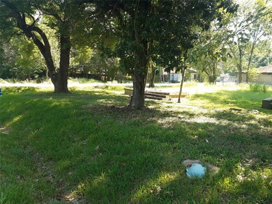 6801 Madrid St, Houston, TX 77021 - photo 2