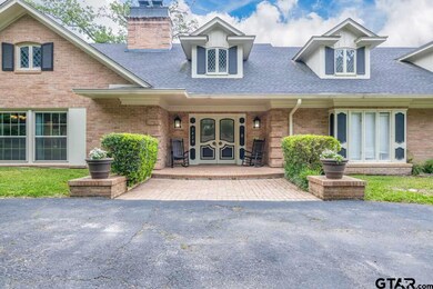 3820 3820 Cloverdale Dr, Tyler, TX 75701 - photo 5