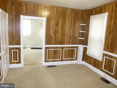 331 S Mulberry St, Hagerstown, MD 21740 - photo 2