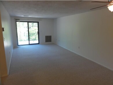 19 Blackstone Dr unit U1930, Nashua, NH 03063 - photo 5