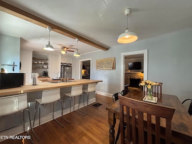 3357 Whittle Springs Rd, Knoxville, TN 37917 - photo 7