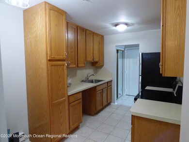 4 Pine Cluster Cir unit F, Manalapan, NJ 07726 - photo 3