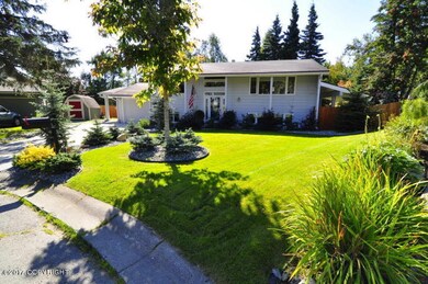 3850 Shannon Circle - Summer