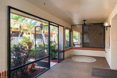 2009 Pine Isle Ln unit 2009, Naples, FL 34112 - photo 2