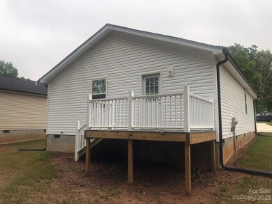 1406 Southridge St unit 4, Shelby, NC 28152 - photo 2