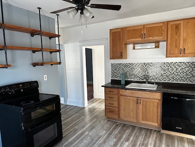 62-64 Whittier St, Springfield, MA 01108 - photo 3