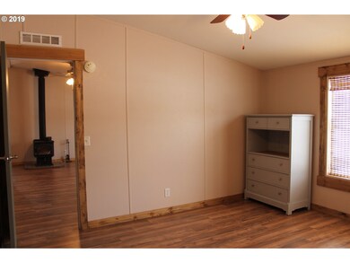 675 N Washington St, Prairie City, OR 97869 - photo 6