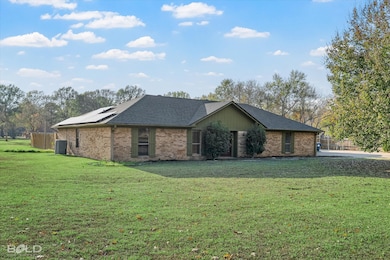 201 Rolling Meadow Ln, Bossier City, LA 71112 - photo 2