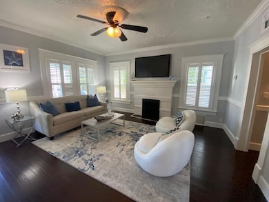 296 Vallette Way, West Palm Beach, FL 33401 - photo 2