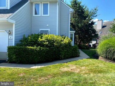 37 E Jonathan Ct unit 37, Kennett Square, PA 19348 - photo 3
