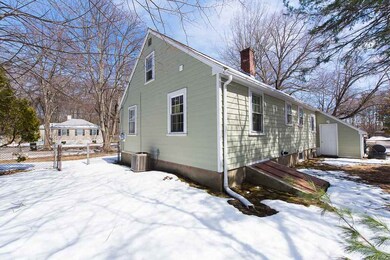 346 Colonial Dr, Portsmouth, NH 03801 - photo 4