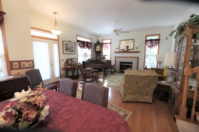 4113 N Rosewood Dr, Bloomington, IN 47404 - photo 5