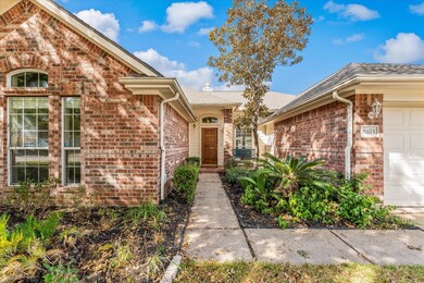 8831 Gas Light Village Dr, Houston, TX 77095 - photo 4
