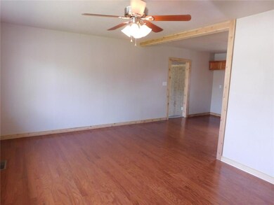 101 NW J St, Bentonville, AR 72712 - photo 4