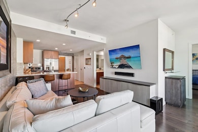 The Mark unit 1203, San Diego, CA 92101 - photo 4