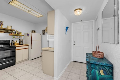 175 Kings Hwy unit 626, Punta Gorda, FL 33983 - photo 4